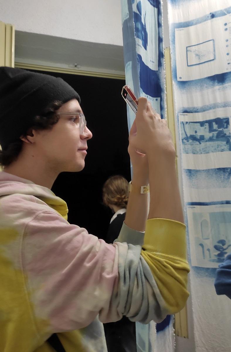 Instalația Share, Tag or Dye Again, în cinci orașe și două țări în 2023 18829431