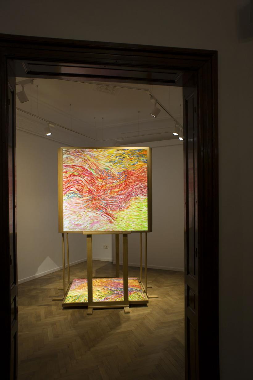 Galeria Scemtovici & Benowitz Gallery are onoarea să prezinte expoziția personală a artistului Olimpiu Bandalac „ORELE...”, o instalație multimedia de pictură, obiect și instalație sonoră inspirate de creația muzicală a compozitorului Octavian Nemescu 18829701