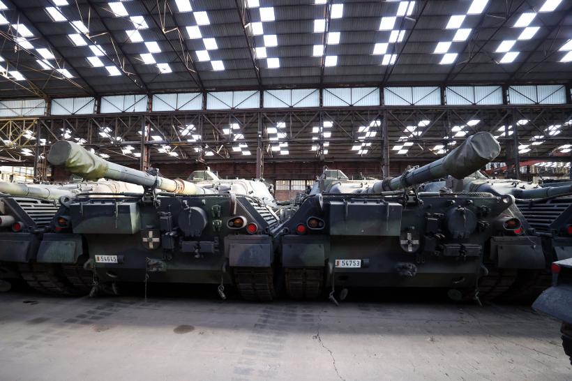 Pregătirea militarilor ucraineni pentru utilizarea tancurilor Leopard 2, aproape finalizată 18829715