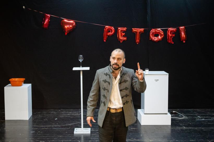 Bicentenarul Petőfi la Teatrul Tamási Áron 18829853