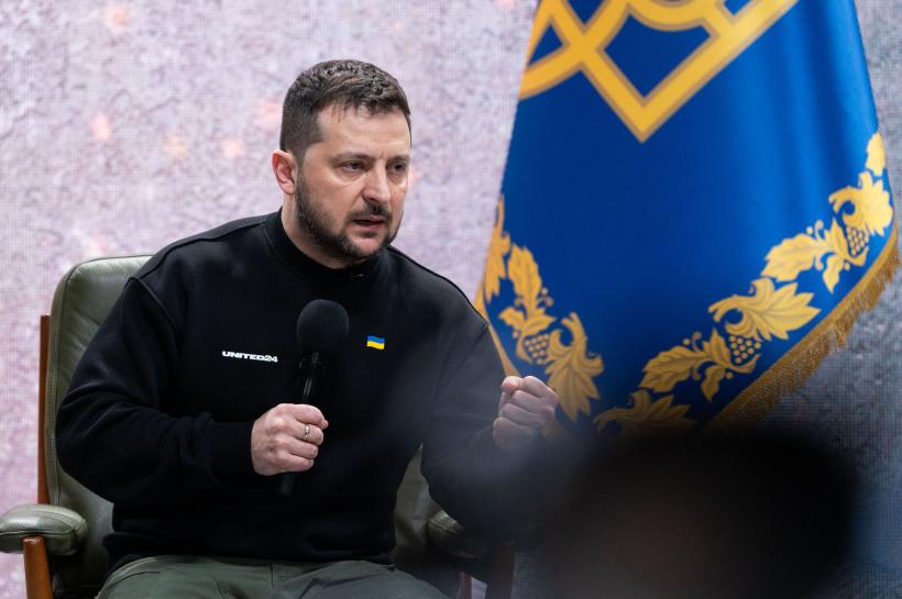 Volodimir Zelenski a demis trei şefi ai administraţiilor militare regionale