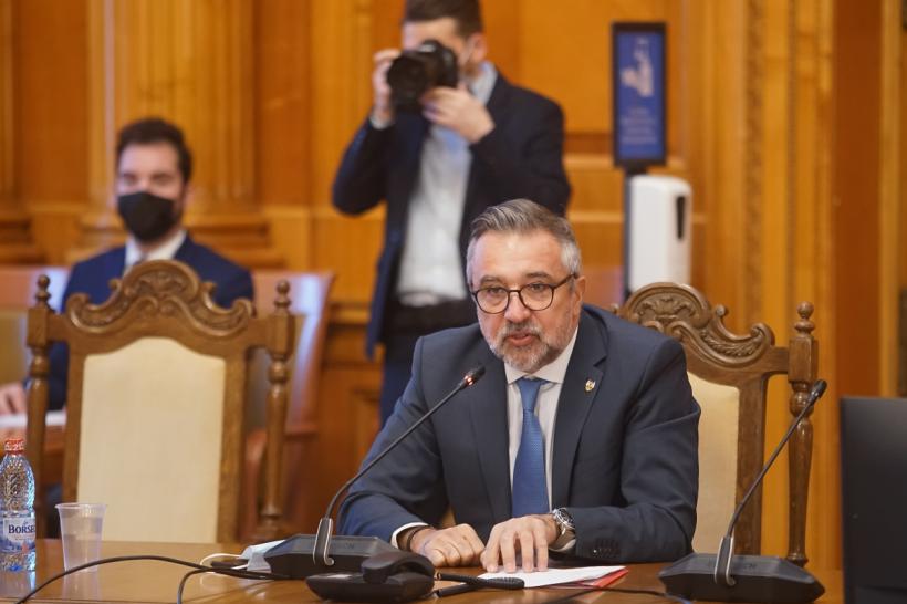 Ministrul Culturii: „Am aflat, cu surpriză amară, că Nicu Covaci nu a luat examenul la UCMR”. Reacția artistului 18830069