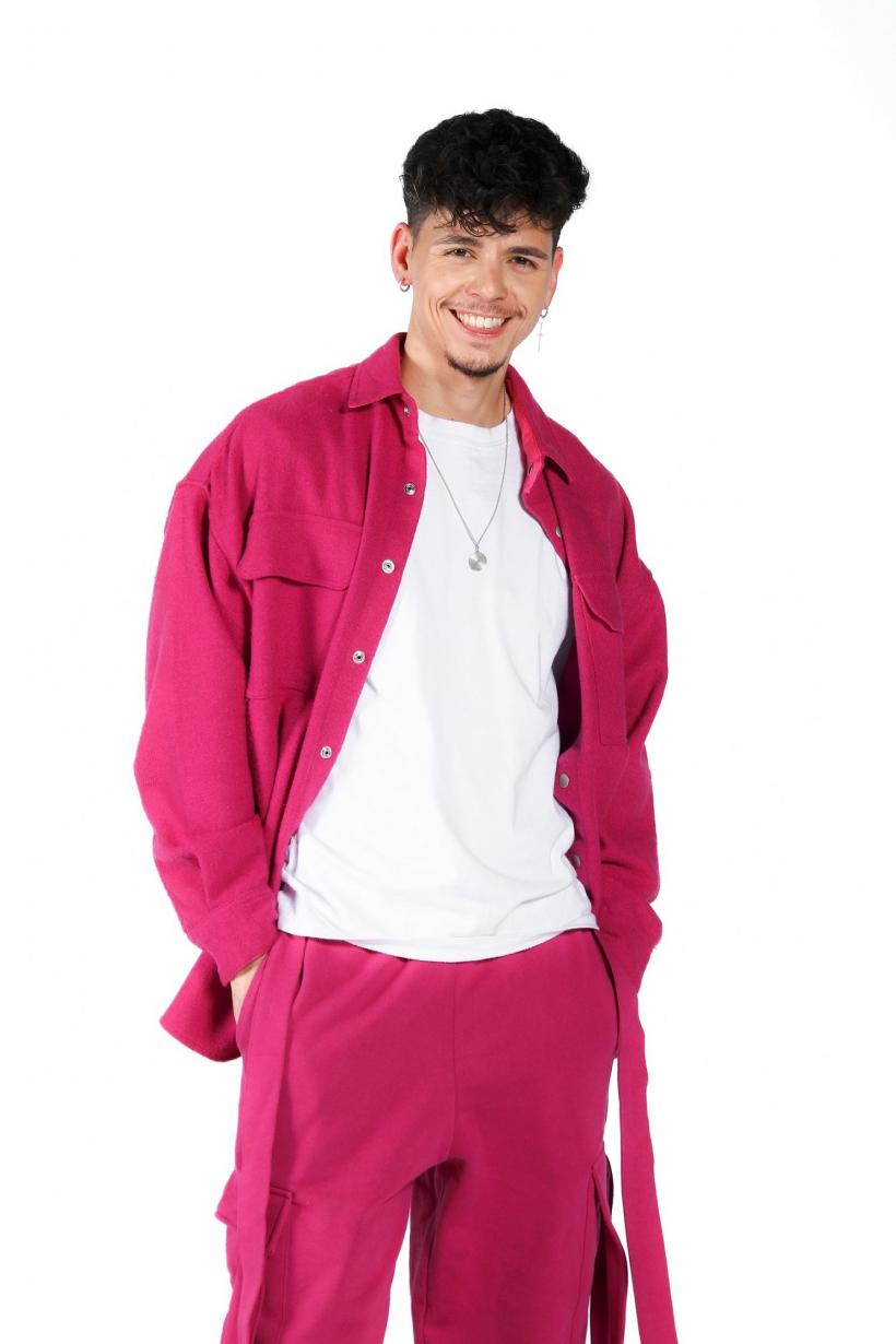 Damian Drăghici şi Vocea care îţi cântă dorul şi Wrs şi Emilian sunt echipele care completează cast-ul sezonului 19 Te cunosc de undeva! 18830271