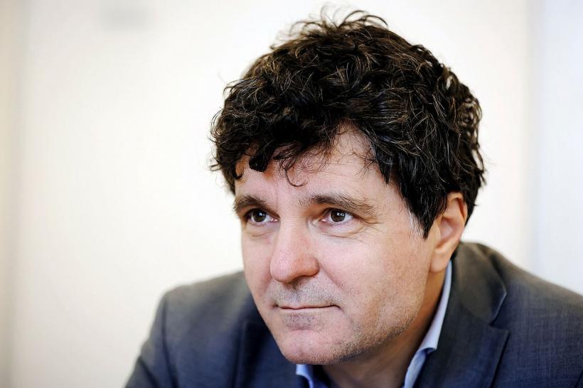 Adio, șoferi! Nicușor desființează parcări, ca să extindă pistele pentru biciclete 18830179