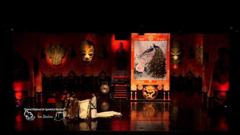 ”Țara Surâsului”, o poveste despre iluzii și compromisuri, pe scena Teatrul Național de Operetă și Musical “Ion Dacian” 18830257