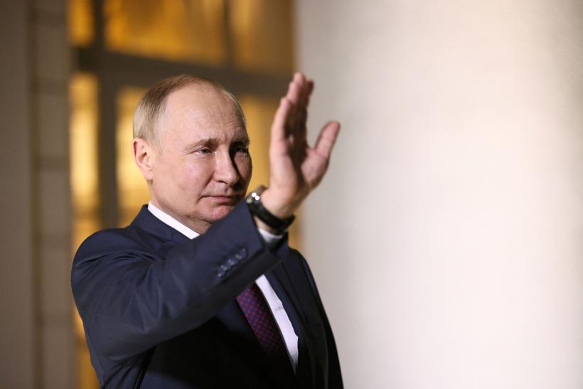 Vladimir Putin, într-o vizită-fulger în Crimeea 