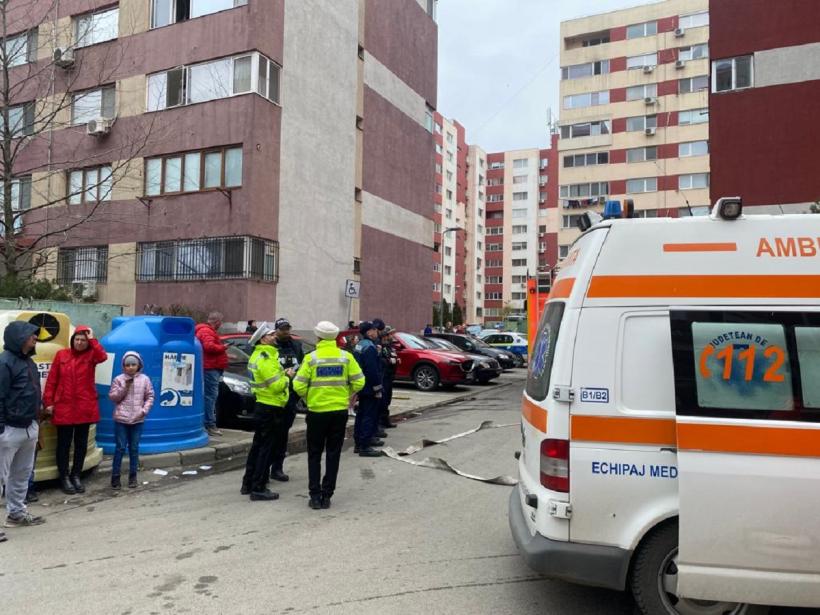 VIDEO Incendiu într-un bloc din Constanța 18830531