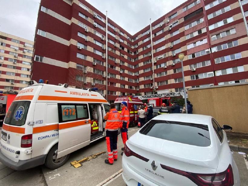 VIDEO Incendiu într-un bloc din Constanța 18830533