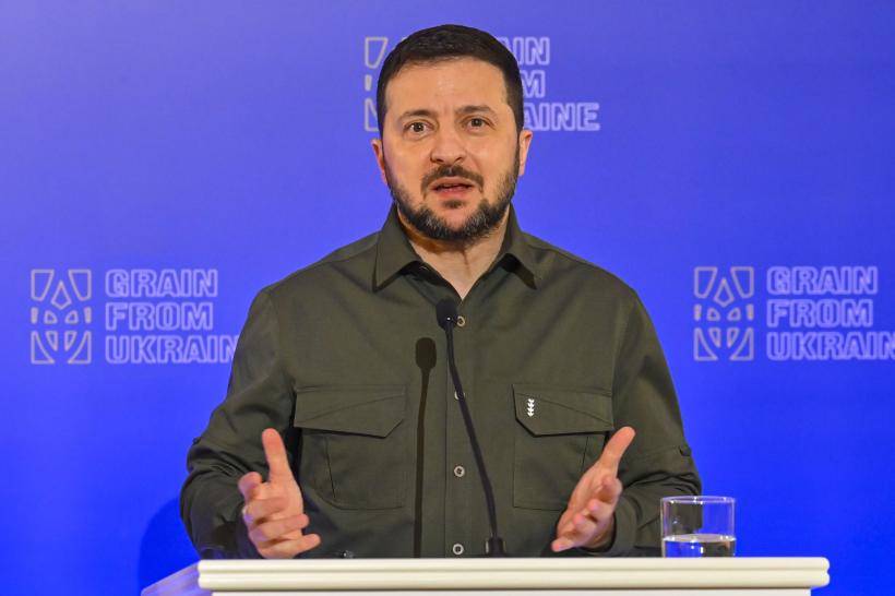 Vizită-fulger: Premierul japonez se întâlnește cu Zelenski la Kiev 18830799