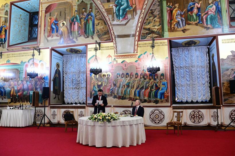 Limbajul trupului: Xi, mai relaxat decât Putin la prima întâlnire de la Moscova  18830945