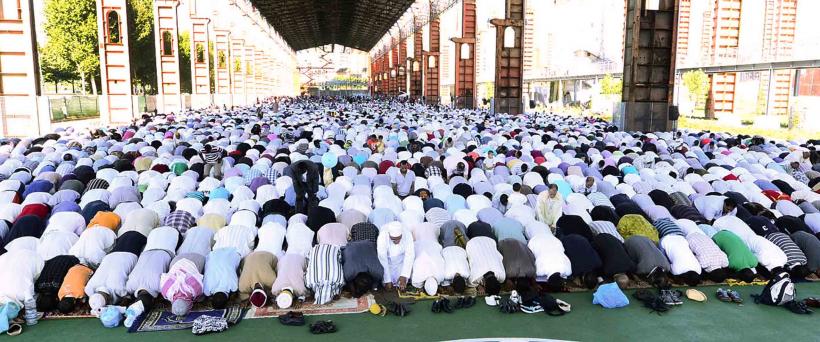 Credincioșii musulmani se pregătesc pentru Ramadan. Semnificație, tradiții și obiceiuri 18830956