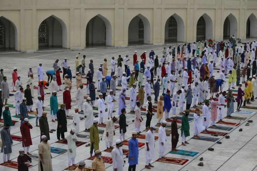 Credincioșii musulmani se pregătesc pentru Ramadan. Semnificație, tradiții și obiceiuri 18830960