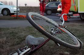 Biciclist lovit mortal de o mașină pe un drum județean din Vâlcea