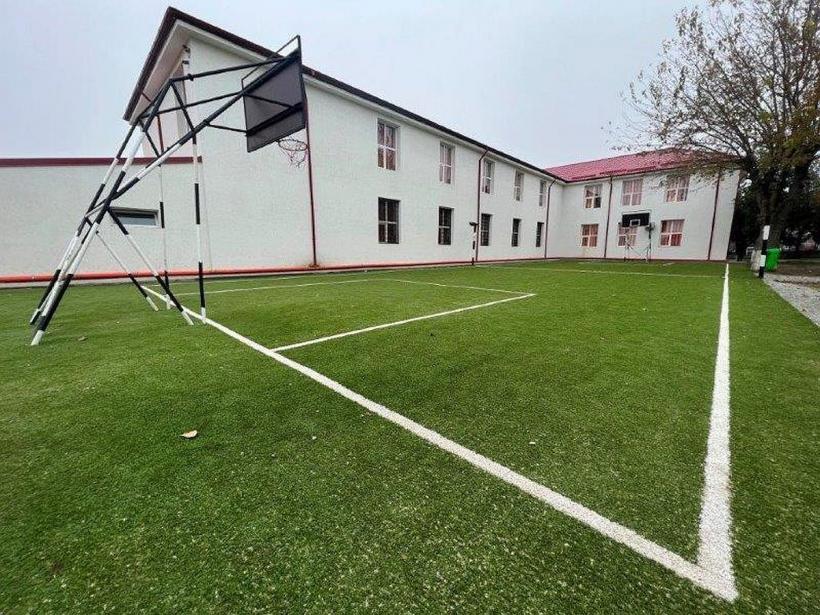 Meseriile viitorului. Consilier în realitate virtuală vs buldoexcavatorist 18831052