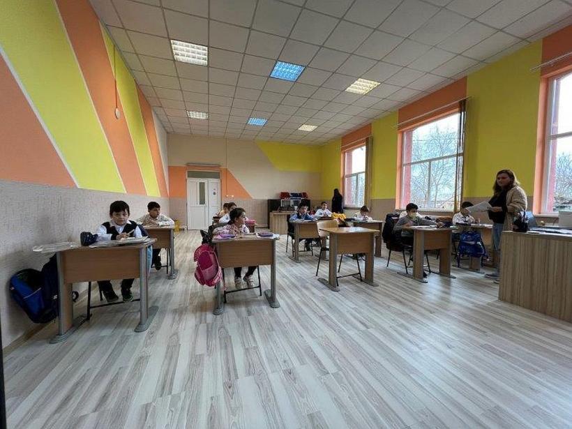 Meseriile viitorului. Consilier în realitate virtuală vs buldoexcavatorist 18831053