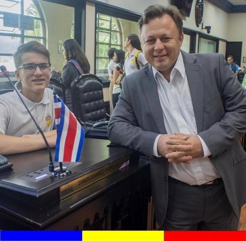 Un român de onoare: Dragoș Dolănescu 18831264