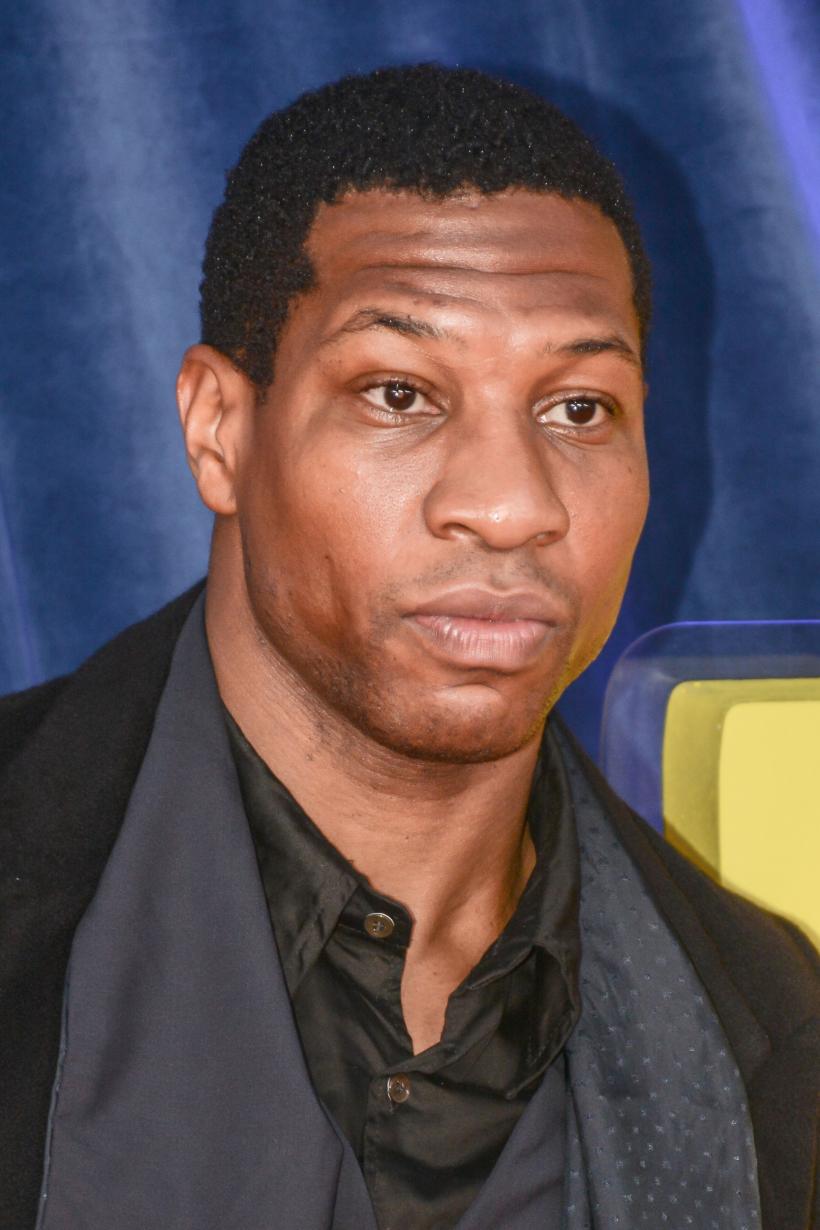 Celebrul actor Jonathan Majors a fost arestat pentru acuzații de agresiune și hărțuire 18831689