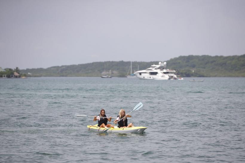 În seara aceasta, de la 20:00, la Antena 1, Andreea Bălan și Andreea Antonescu, Cătălin Bordea și Nelu Cortea: luptă spectaculoasă la sol, în aer și pe apă, în Marea Finală America Express 18831618