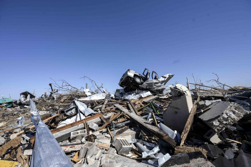 Joe Biden declară stare de urgenţă în statul Mississippi, grav lovit de tornade 18831696