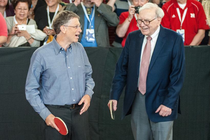 Sfatul de milioane pe care Bill Gates l-a primit de la legendarul Warren Buffet