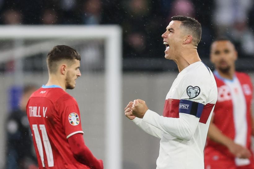 Cristiano Ronaldo înscrie golul numărul 122 la naționala Portugaliei, care conduce detașat în grupa de calificare 18831711