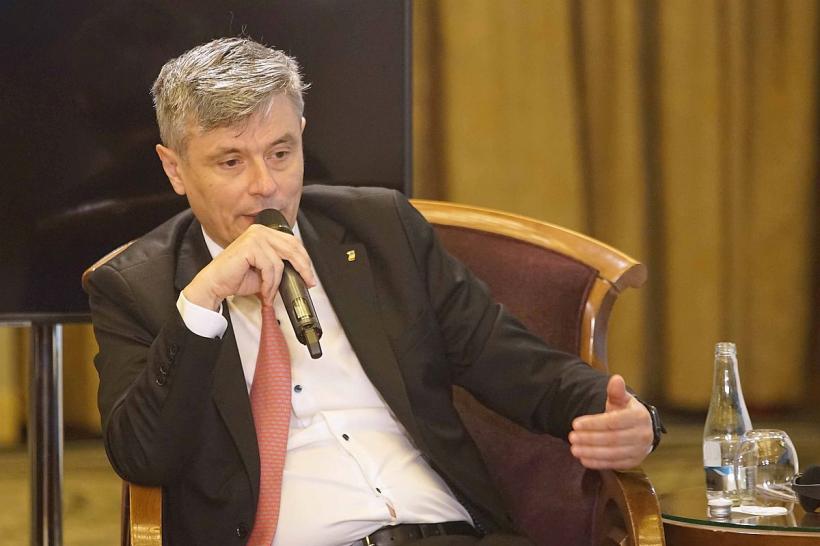 Noul val al regenerabilelor 18831660