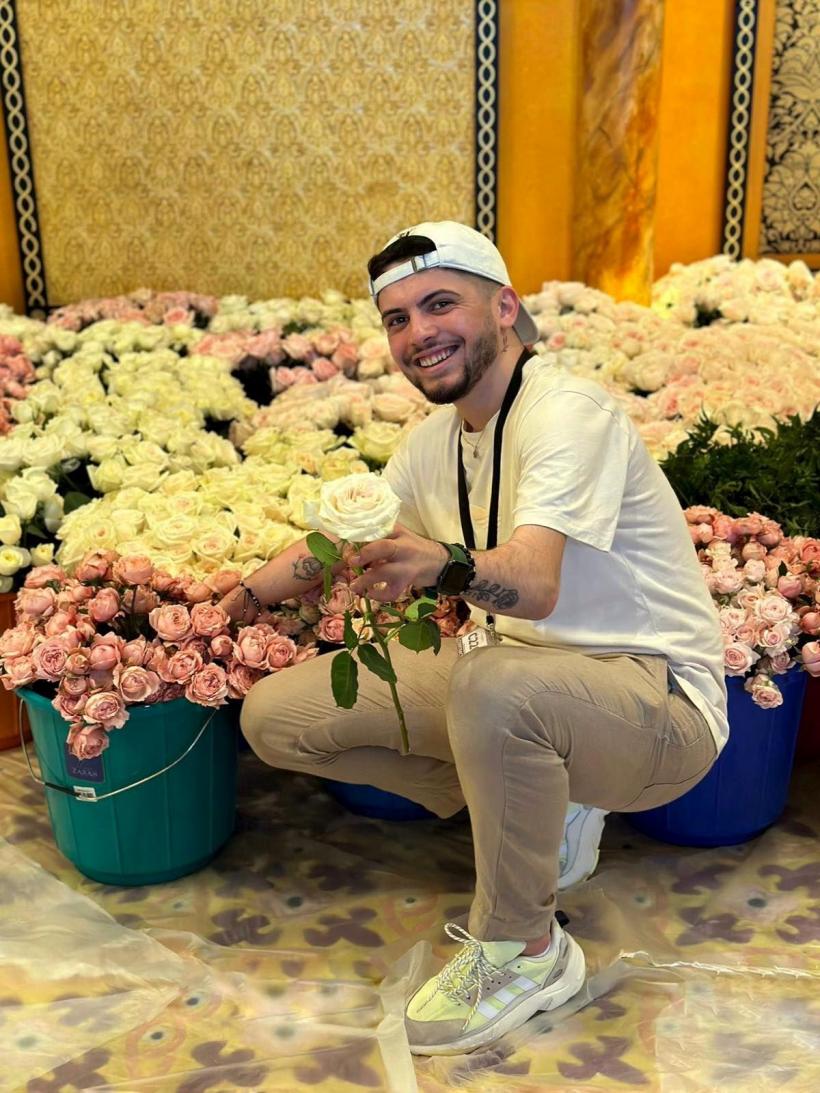  Alexandru Lupoiu, florarul care și-a învins destinul, prin talent și pasiune 18831787