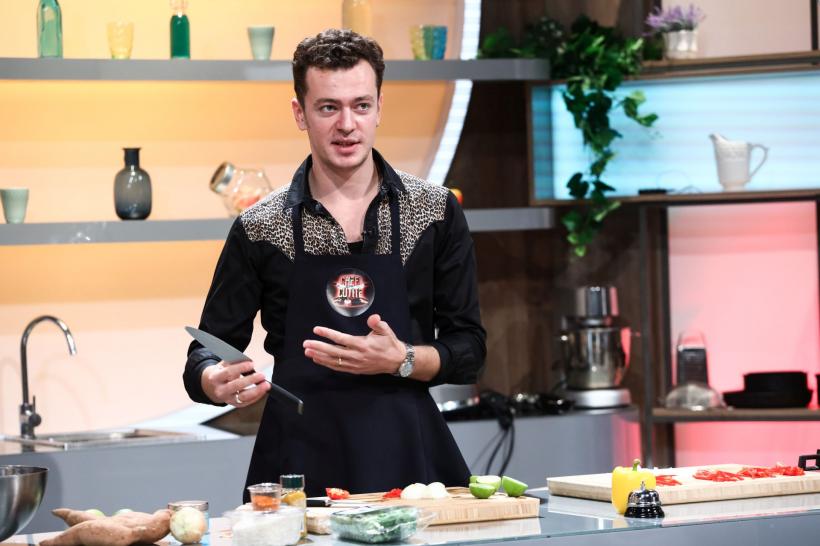 Chefi la cuțite, lider de piață cu prima ediție. Diseară, amuleta e jurizată de Mario Fresh, iar frații Gavril vin la audițiile pe nevăzute 18831980