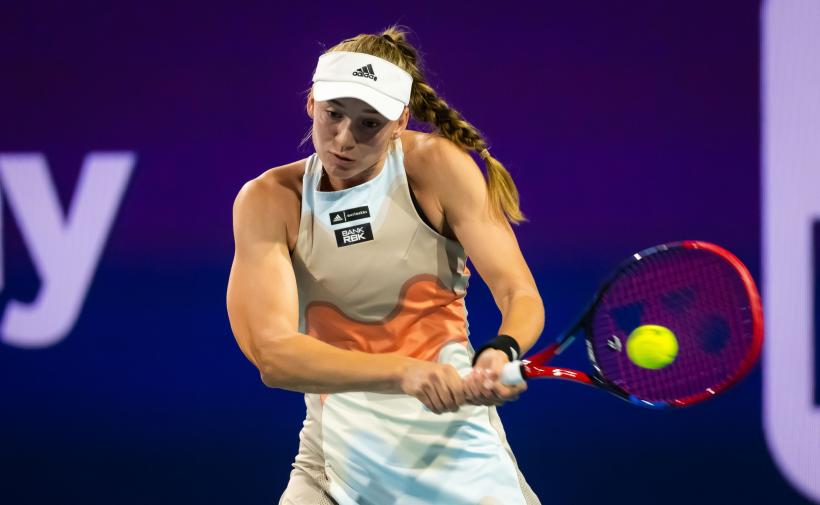 Alcaraz și Rybakina rămân în cursă pentru "Sunshine Double" la Miami. Tsitsipas eliminat 18832110