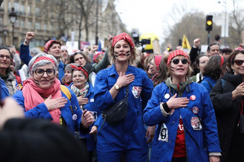 Bilanțul protestelor din Franța: Sindicatele spun că au fost 2,5 milioane de participanți. 175 de jandarmi răniți 18832101