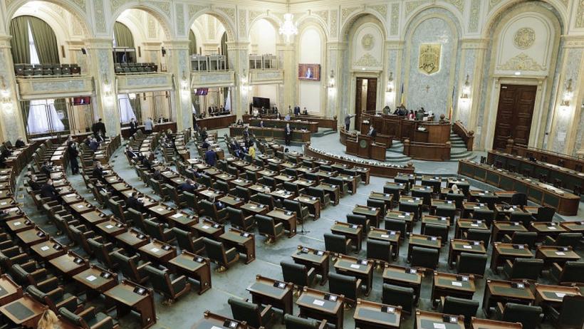 Senatul aprobă proiectul de lege privind pensiile speciale