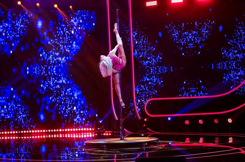 Câștigătoarea Campionatului Mondial de Pole Dance la categoria 70+, moment senzațional pe scena iUmor.  Delia: „Îți mișcă sufletul! M-ați cucerit în totalitate“ 18832398
