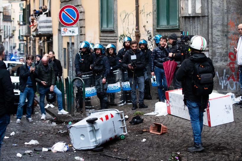 Frankfurt, penalizată de UEFA cu închiderea parțială a stadionului după meciul cu Napoli 18832442