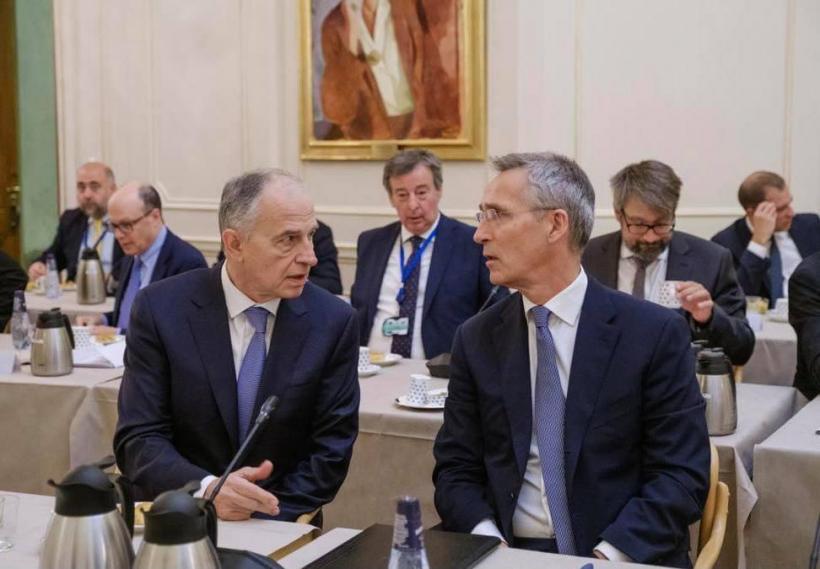 Mandatul lui Mircea Geoană de secretar general adjunct al NATO, prelungit cu un an. Reacția politicianului român: Vom continua să apărăm cei peste 1 miliard de cetățeni 18832557