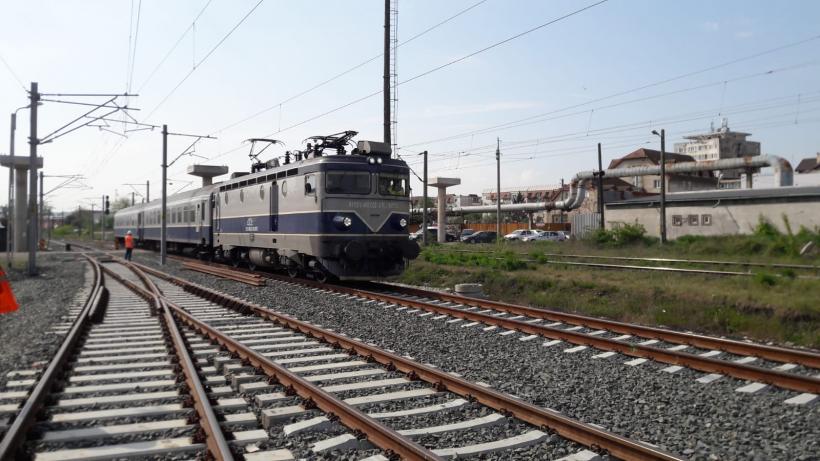 Record după record de întârzieri la CFR: 150 de minute pentru trenul Vatra Dornei - București
