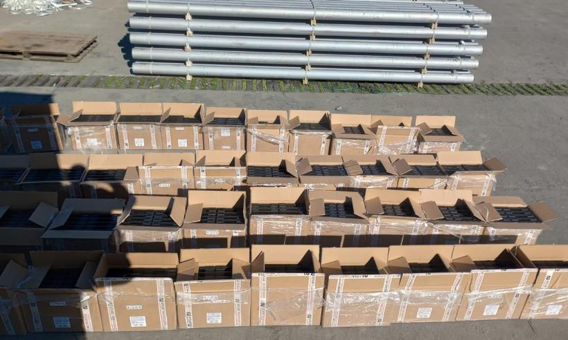 Ucrainean la volanul unui camion cu 1200 de pistoale, prins în vama Negru Vodă  18832480