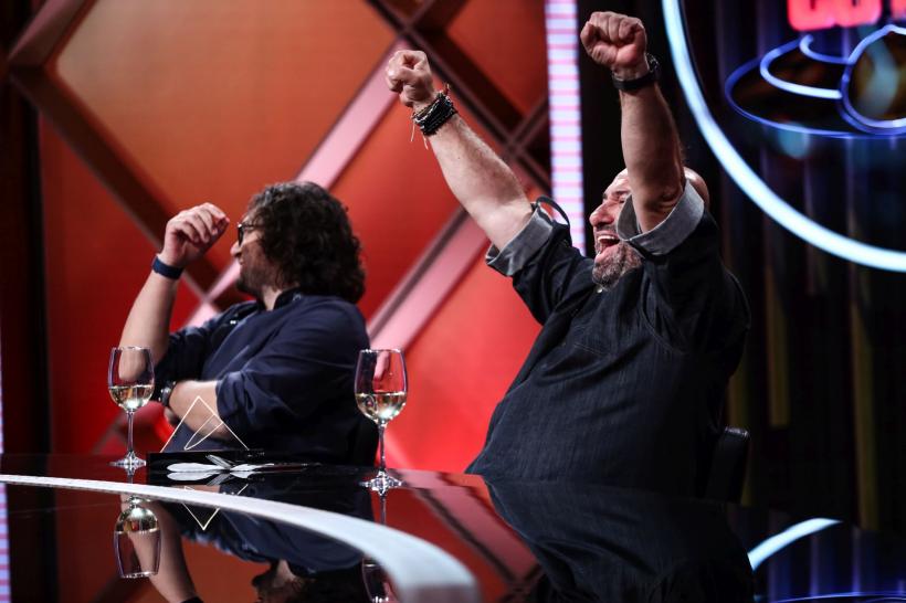 Ionuț Belei, câștigătorul sezonului 8 Chefi la cuțite, intră în lupta pentru amuletă a show-ului culinar, iar înfruntarea e jurizată de Răzvan Fodor.  Ediția de aseară, lider de audiență 18833003