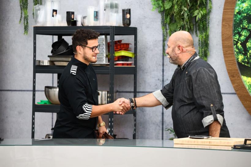 Ionuț Belei, câștigătorul sezonului 8 Chefi la cuțite, intră în lupta pentru amuletă a show-ului culinar, iar înfruntarea e jurizată de Răzvan Fodor.  Ediția de aseară, lider de audiență 18833008