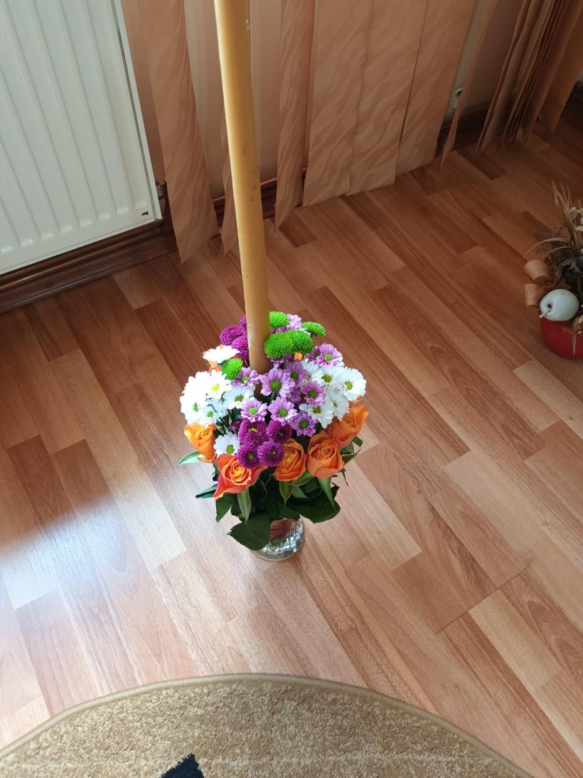 Lumânarea de Înviere. Cât mai costă o tradiție 18832990