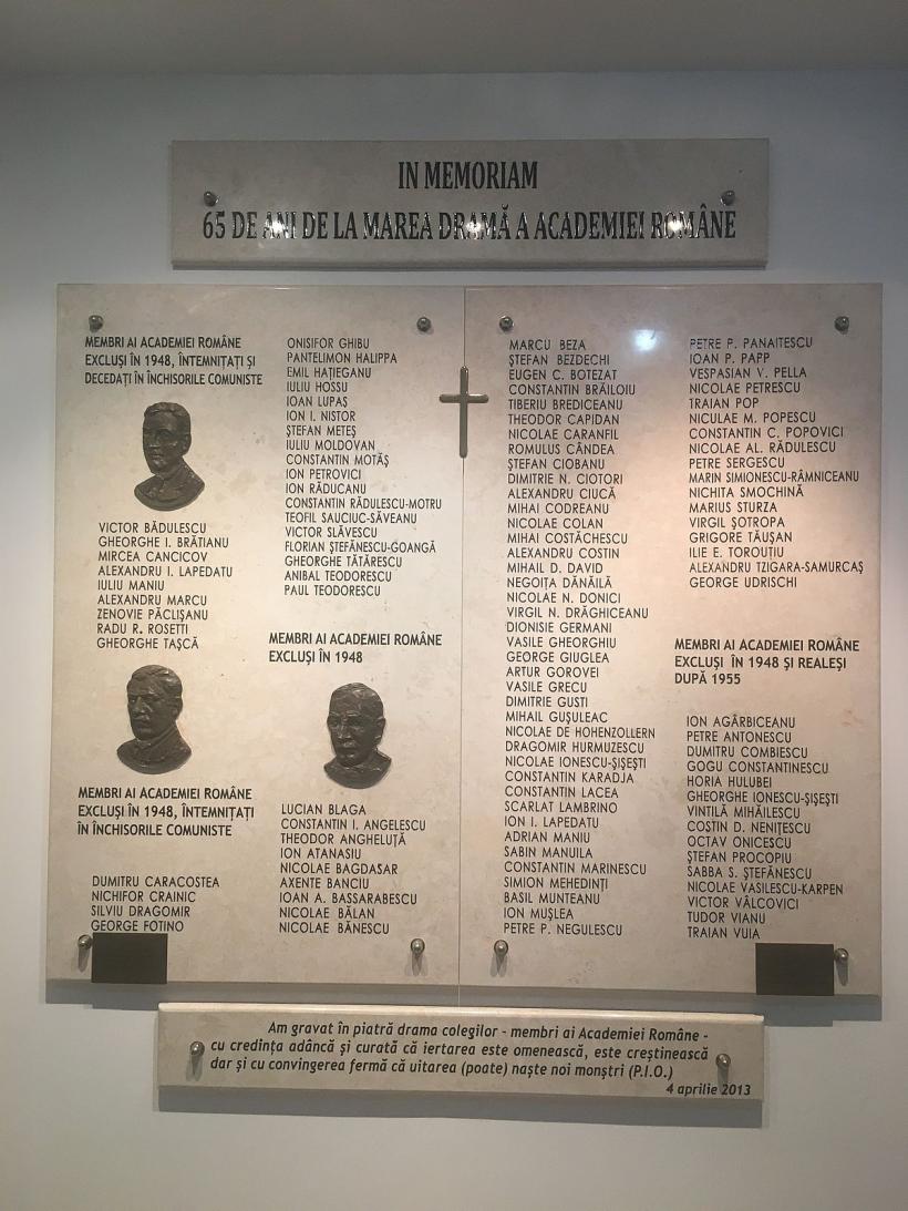 Poveste de pe Calea Victoriei 125 18833202