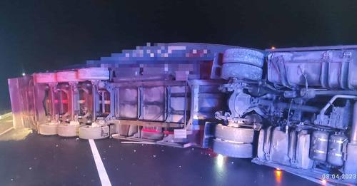 Accident mortal între un TIR și un microbuz în Mureș 18833599