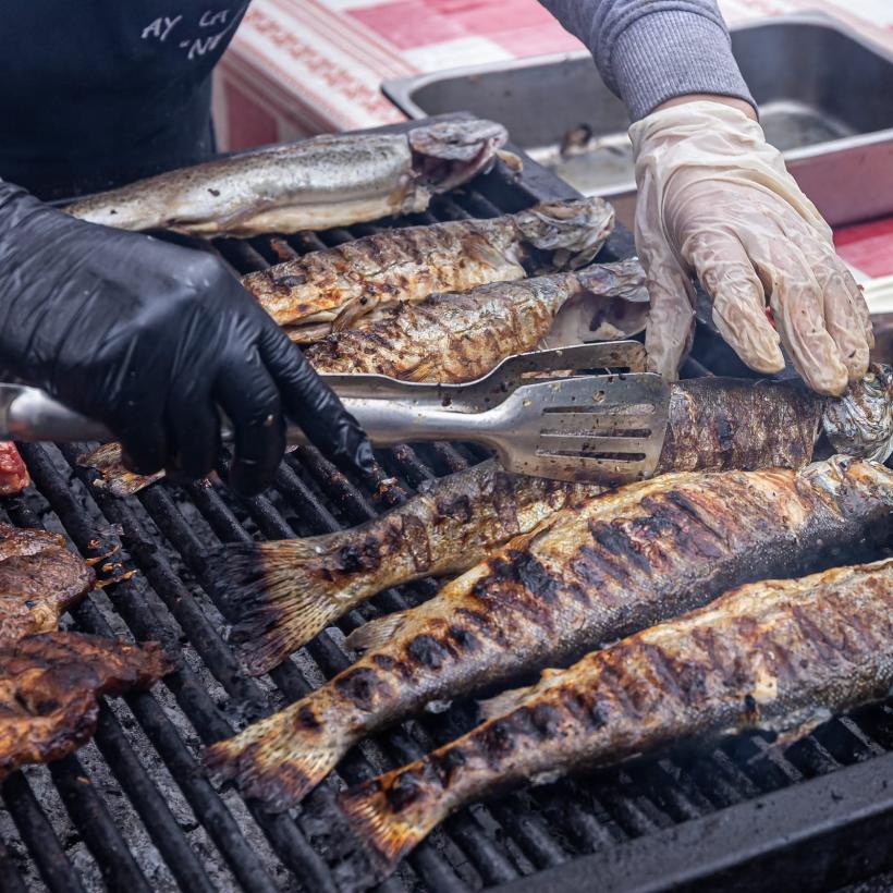 Festivalul Scrumbiei atrage numeroși gălățeni pe malul Dunării 18833716