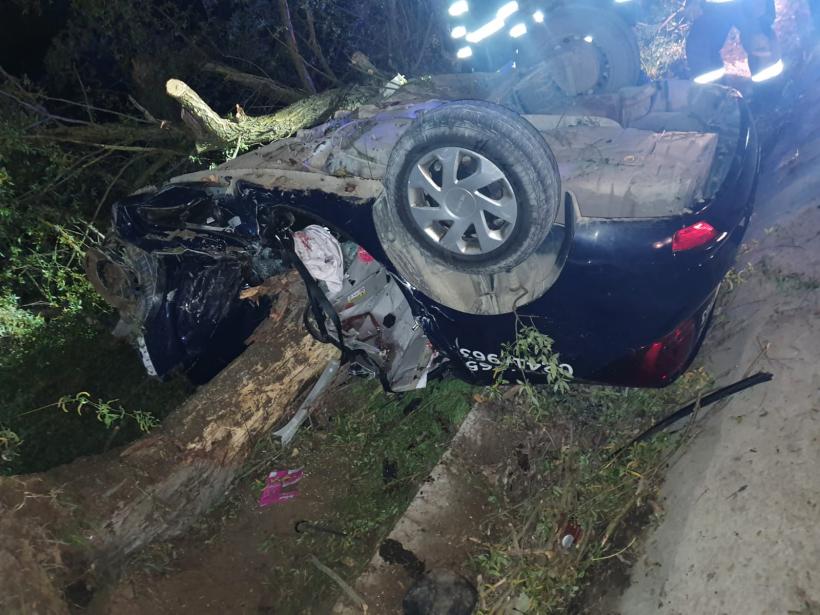 Accident cumplit cu trei victime la Cernavodă! Mașina a fost făcută praf, iar un bărbat a decedat 18833703