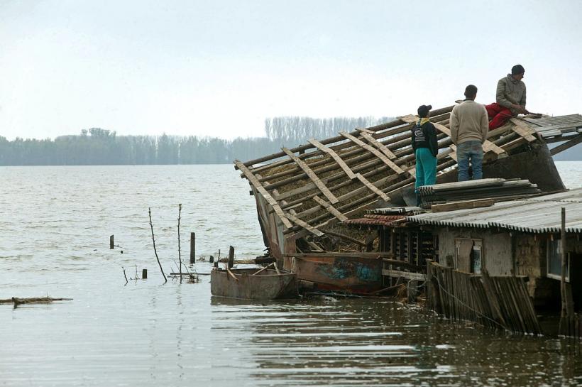 România se îneacă în măsuri antiinundație 18833735