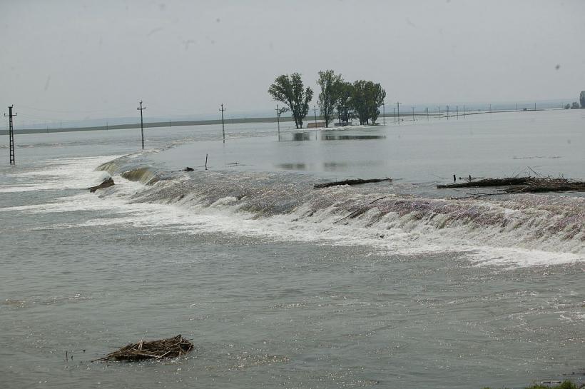 România se îneacă în măsuri antiinundație 18833737