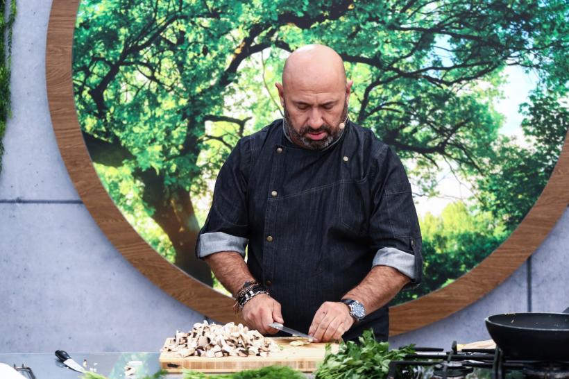 Sorin Bontea și Florin Dumitrescu, dornici să-și ia revanșa în seara asta, la Chefi la cuțite, după 5 amulete câștigate de Cătălin Scărlătescu.Florin Dumitrescu: ”E o frustrare foarte mare!” 18833830