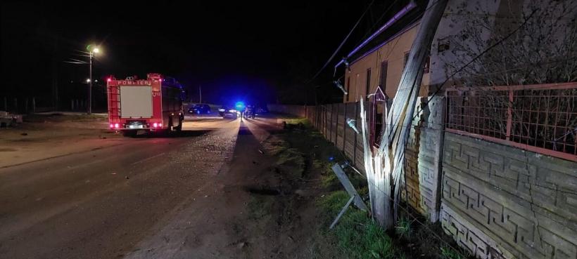 S-au izbit de stâlp! Accident teribil în Satu Mare 18834193