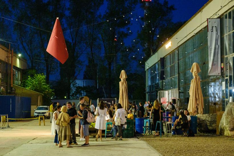 The Institute prezintă: OPEN DOORS #5 la COMBINAT 18834642