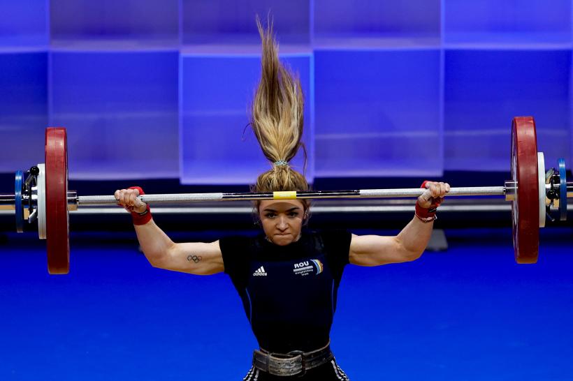 Mihaela Cambei, trei medalii de aur și două recorduri continentale la europeanul de haltere 18834778