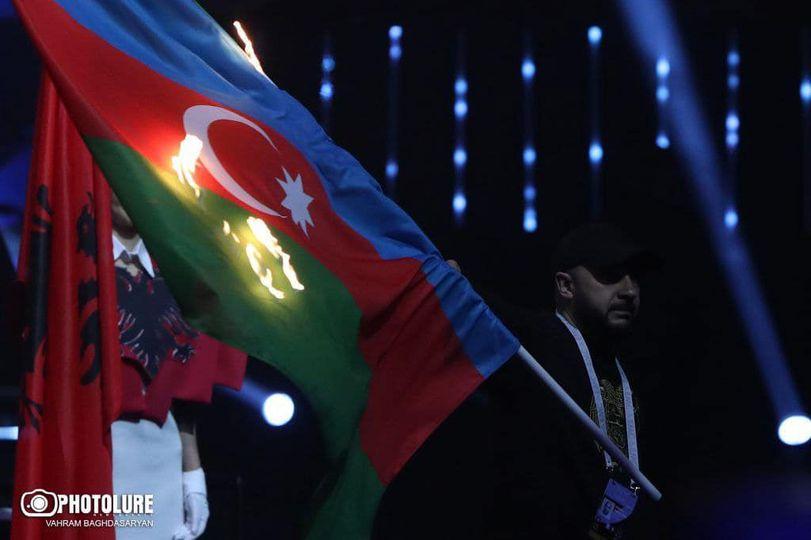 Azerbaidjanul pleacă din europeanul de haltere după incidentul &quot;barbar&quot; cu arderea steagului